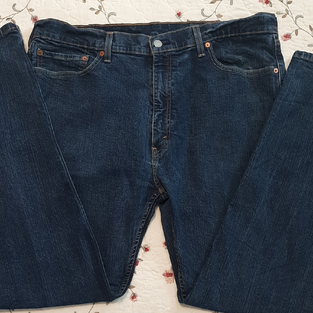 Levi's 505 Men's 40 X 32 Classic Medium Dark Blue Jeans